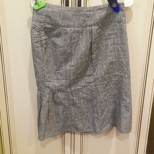 Takar- size 3 black and gray skirt flared